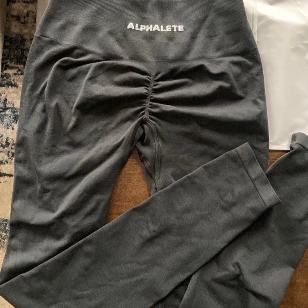Alphalete Amplify Leggings